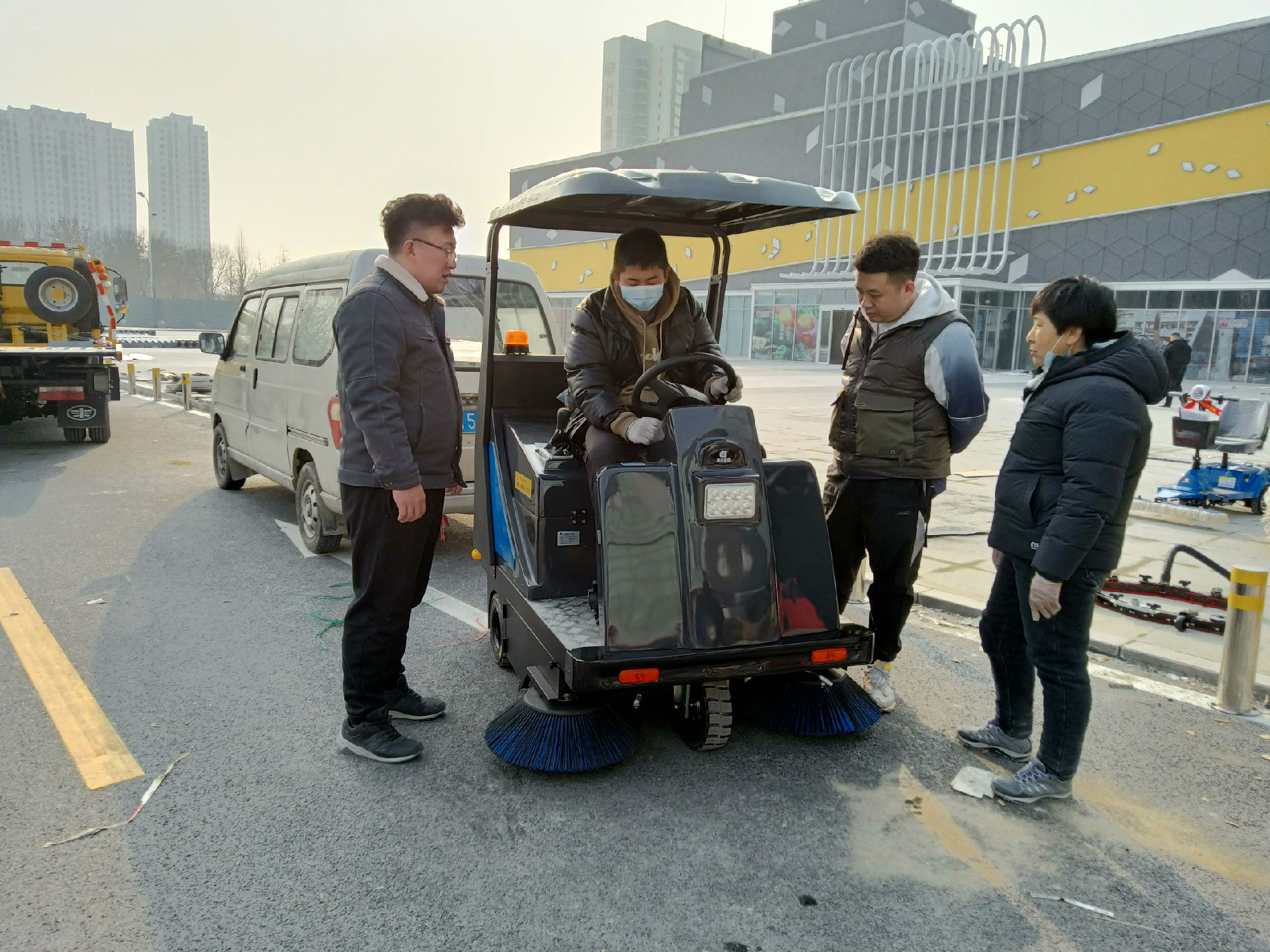 榮盛廣場 DJ400A1.jpg